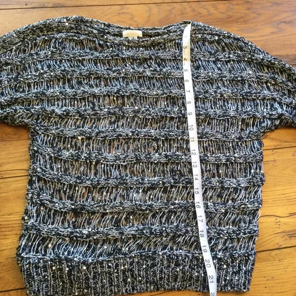 Chico’s Metallic and Sequin Open Weave Knit Sweater Size 0 - Picture 6 of 6